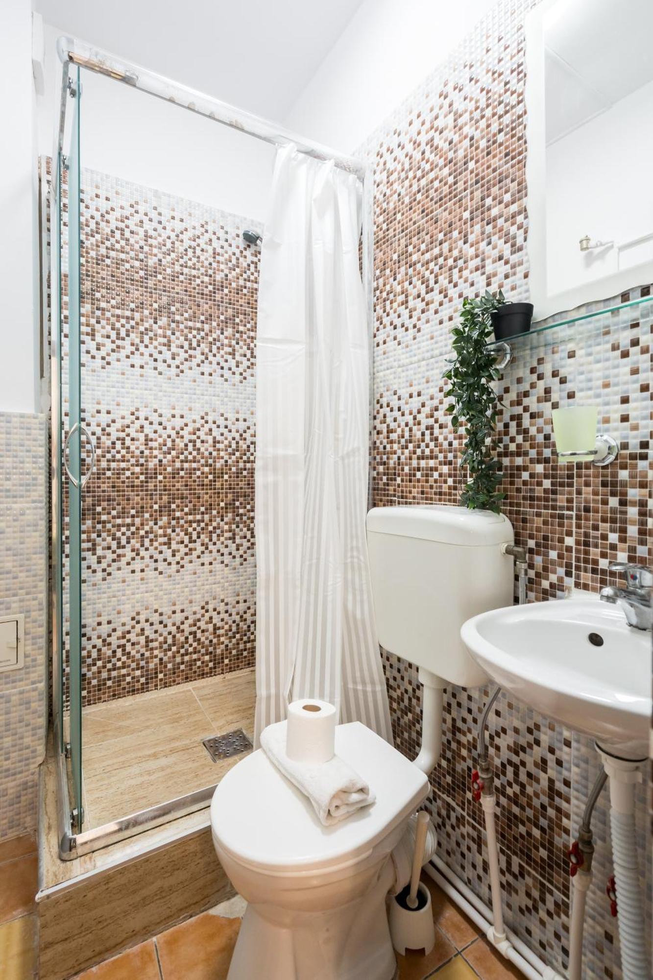 Flower'S Bucureşti Ngoại thất bức ảnh