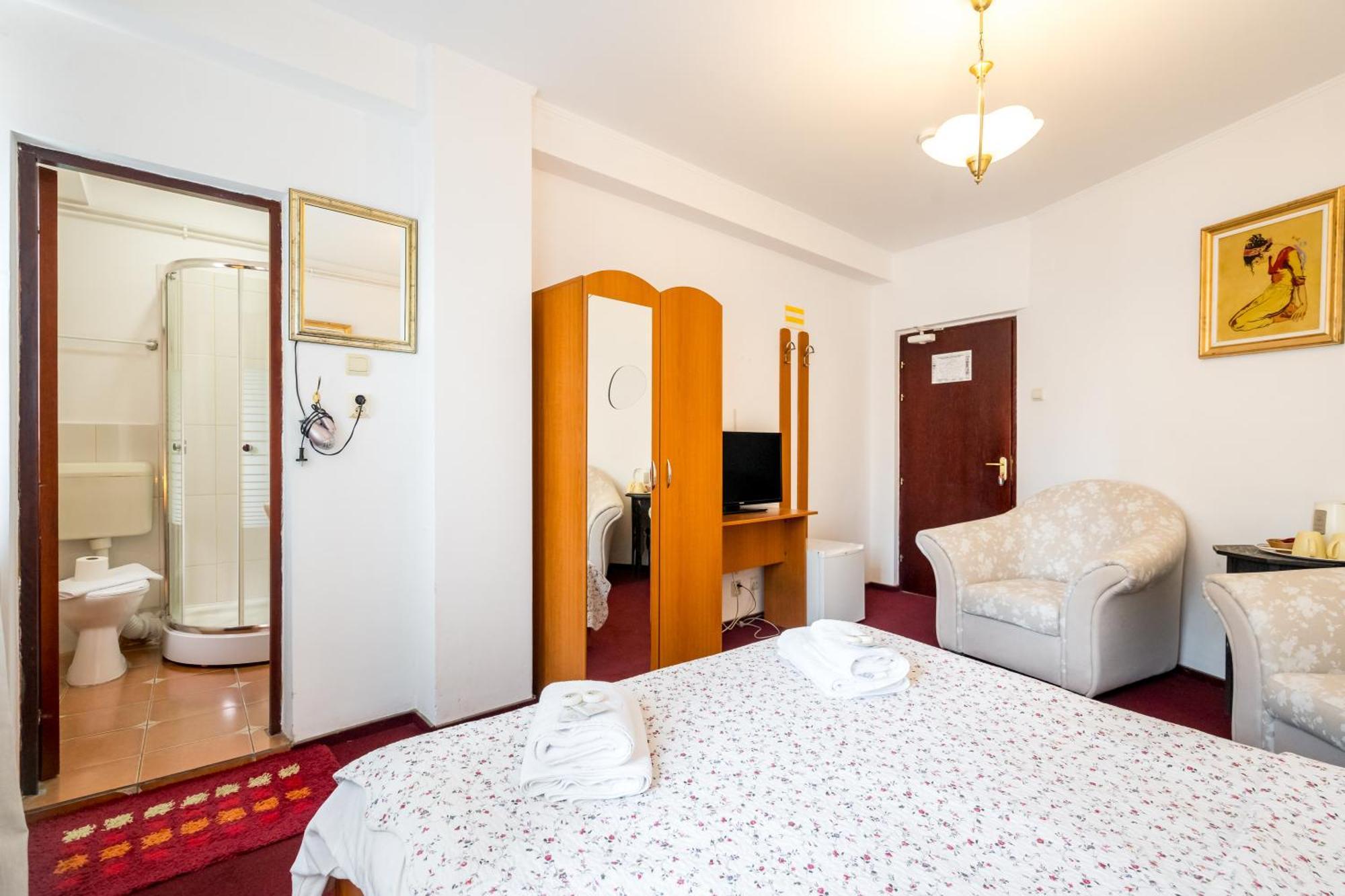 Flower'S Bucureşti Ngoại thất bức ảnh